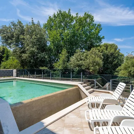 David With Private Pool